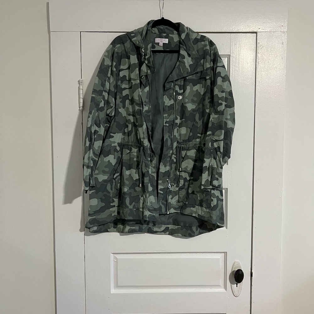 New Directions Camouflage Zip-Up Jacket